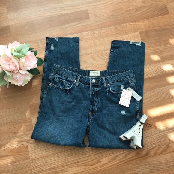 NWT Free people distressed raw hem boyfriend jeans - Picture 4 of 8